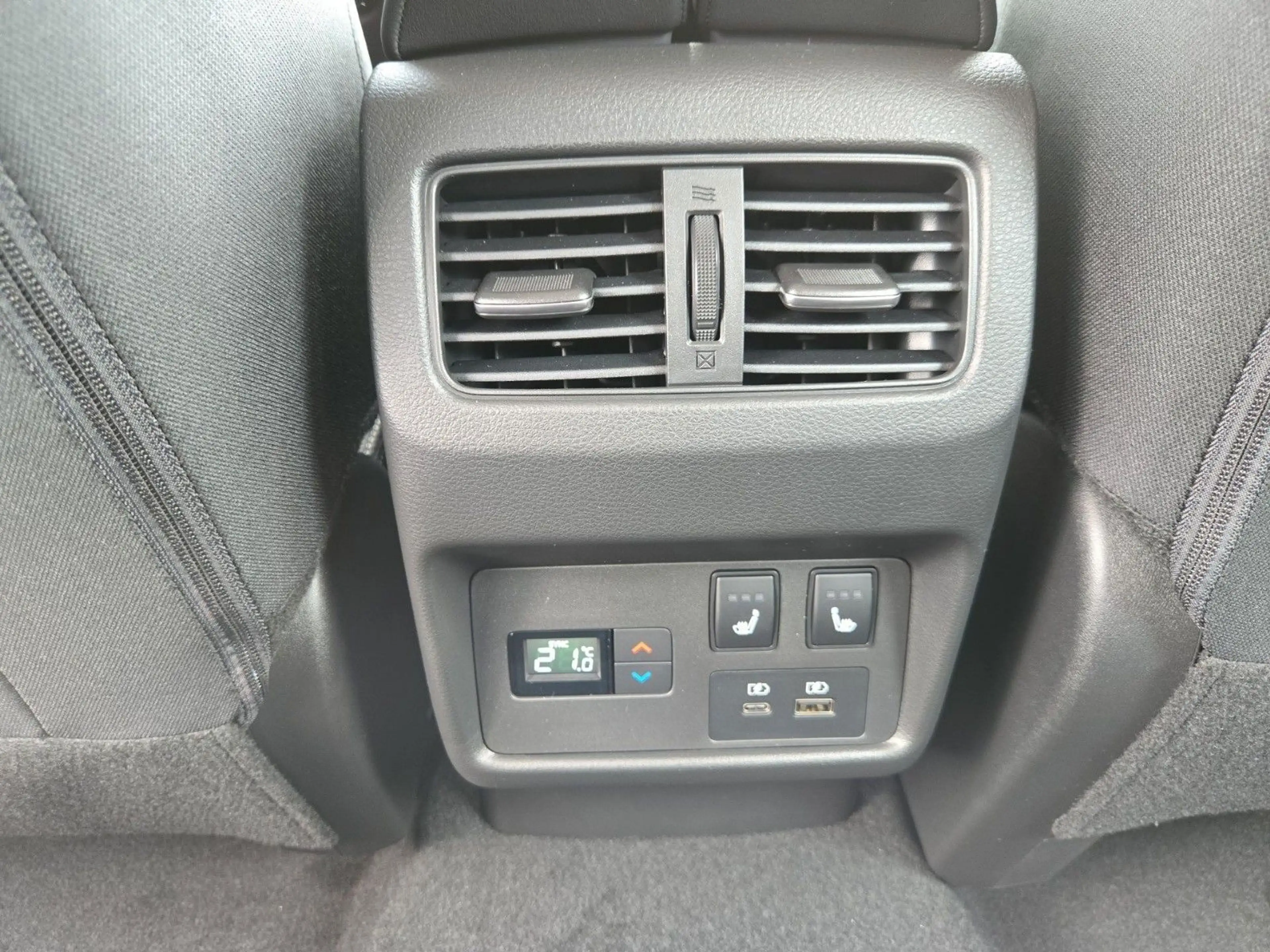 Nissan X-Trail Acenta 1.5 VC-T e-POWER 204PS AT *NAVI* — photo 13