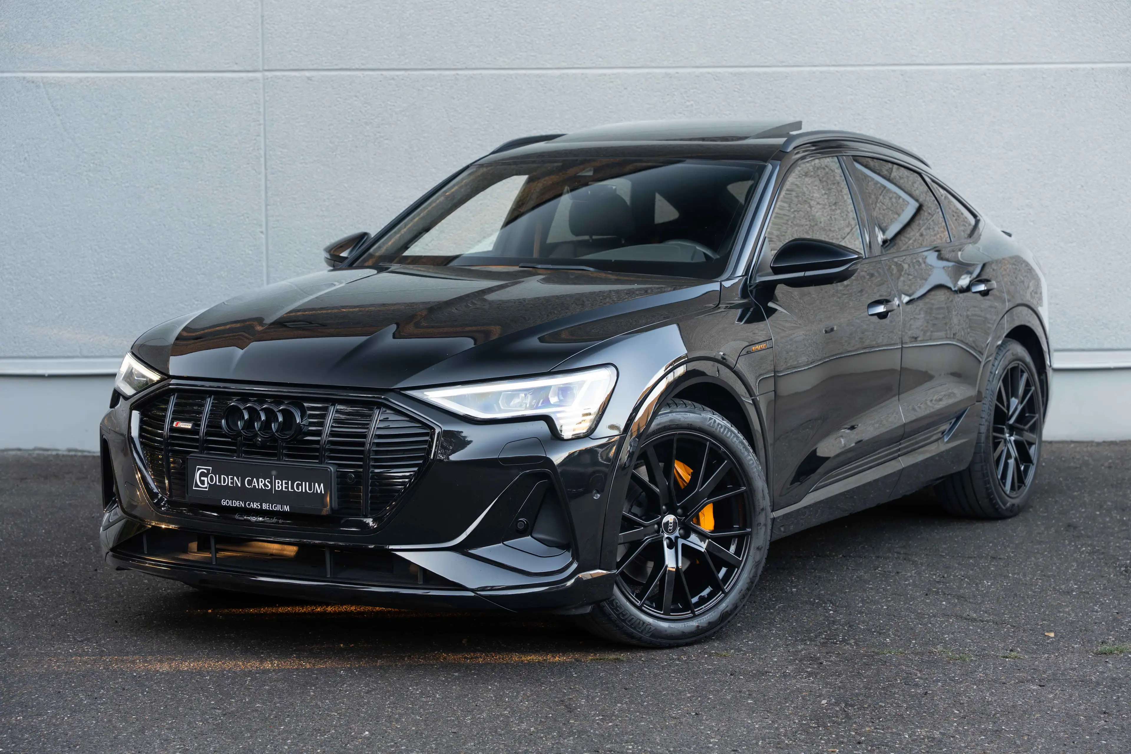 Audi e-tron 50 Sportback Quattro S-LINE/BLACKEDITION/PANO/MATRIX/360°/B&O/ACC — photo 4