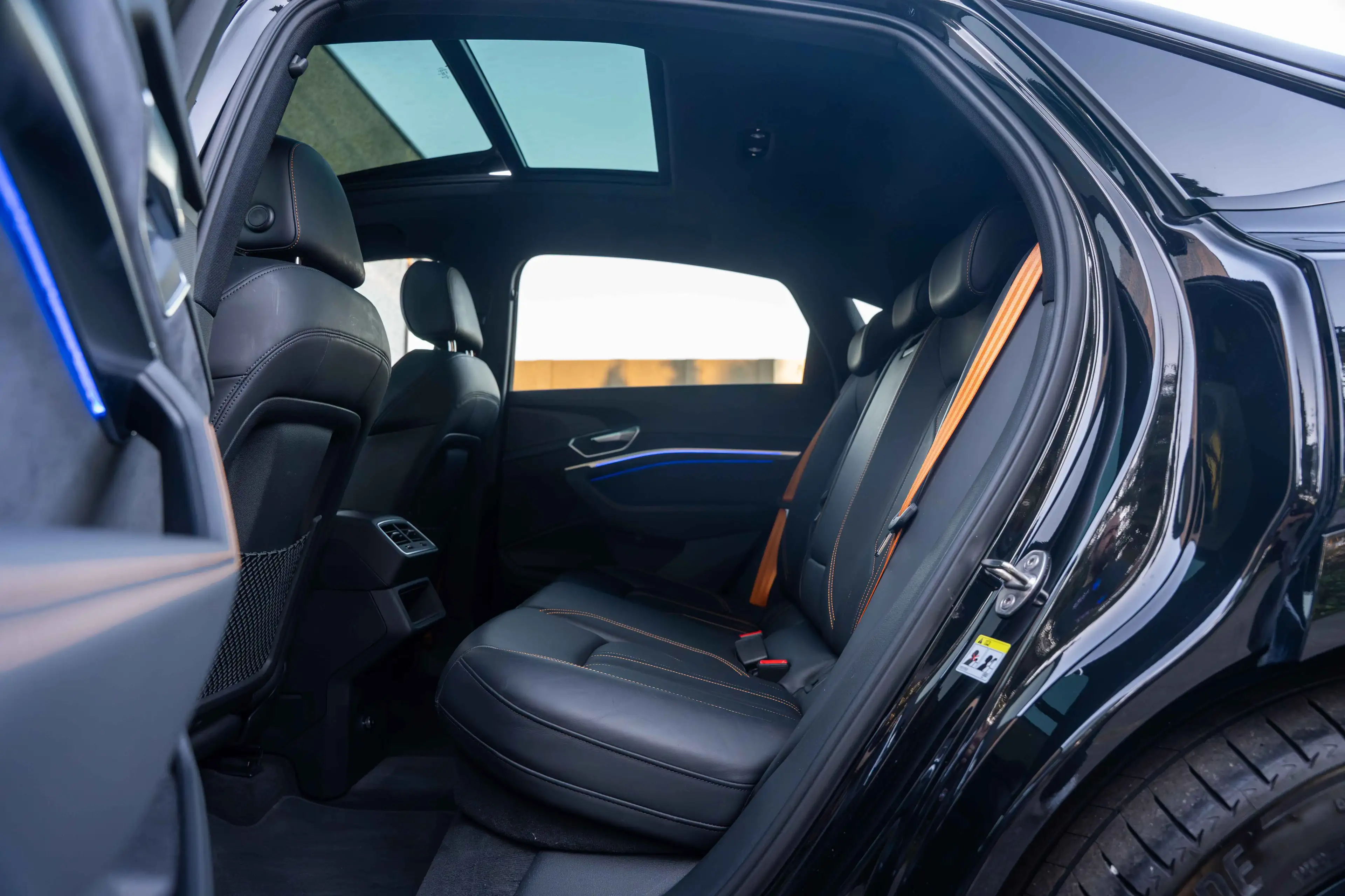 Audi e-tron 50 Sportback Quattro S-LINE/BLACKEDITION/PANO/MATRIX/360°/B&O/ACC — photo 12
