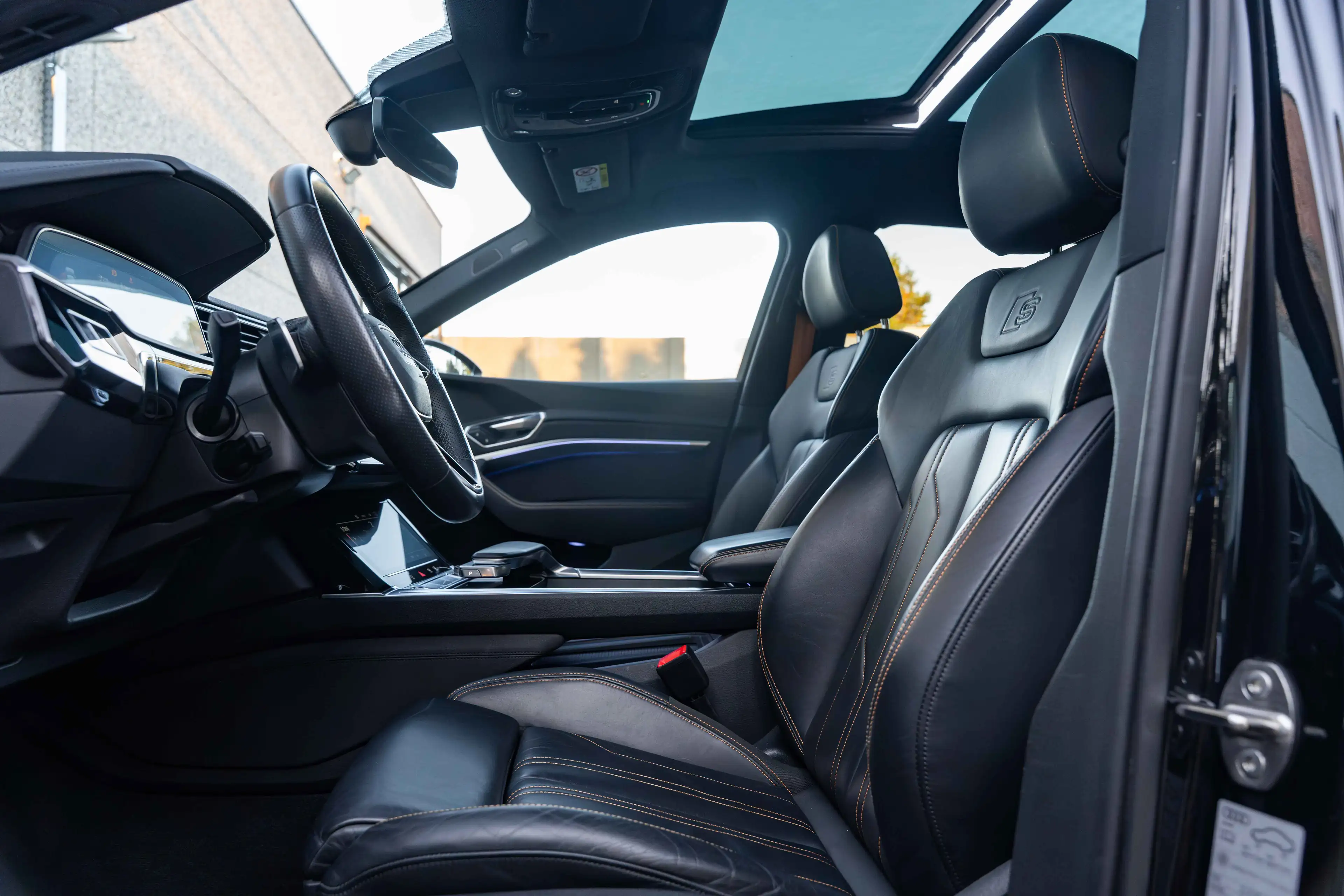 Audi e-tron 50 Sportback Quattro S-LINE/BLACKEDITION/PANO/MATRIX/360°/B&O/ACC — photo 11