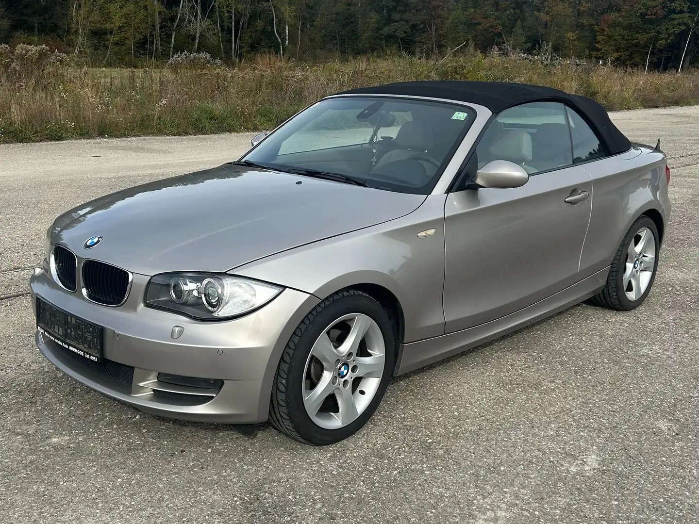 BMW 118 118i Cabrio Grau - 2