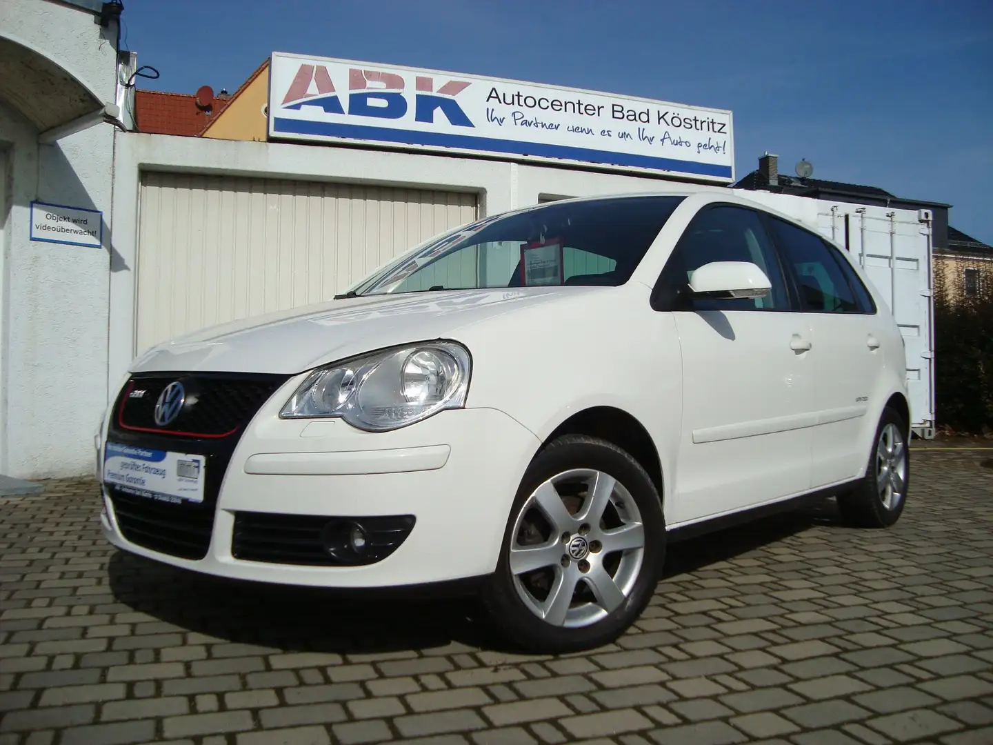 Volkswagen Polo 1.6 United SHZ/PDC/Tempomat Weiß - 1