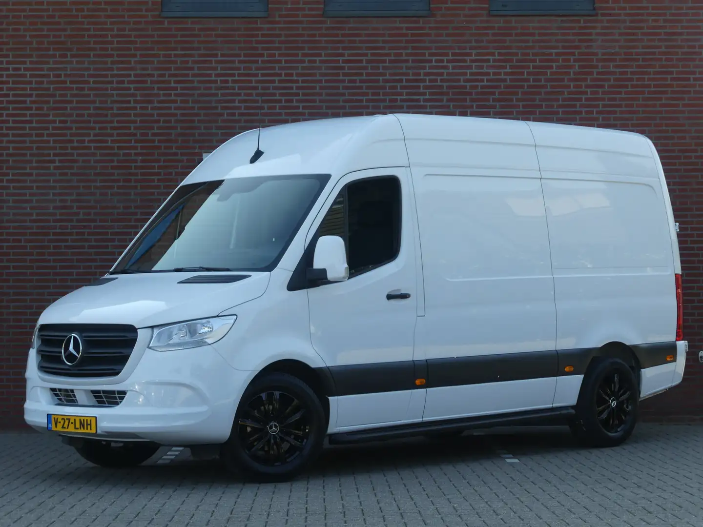 Mercedes-Benz Sprinter 317 CDI L2H2 Camera/Airco/Navigatie Wit - 1