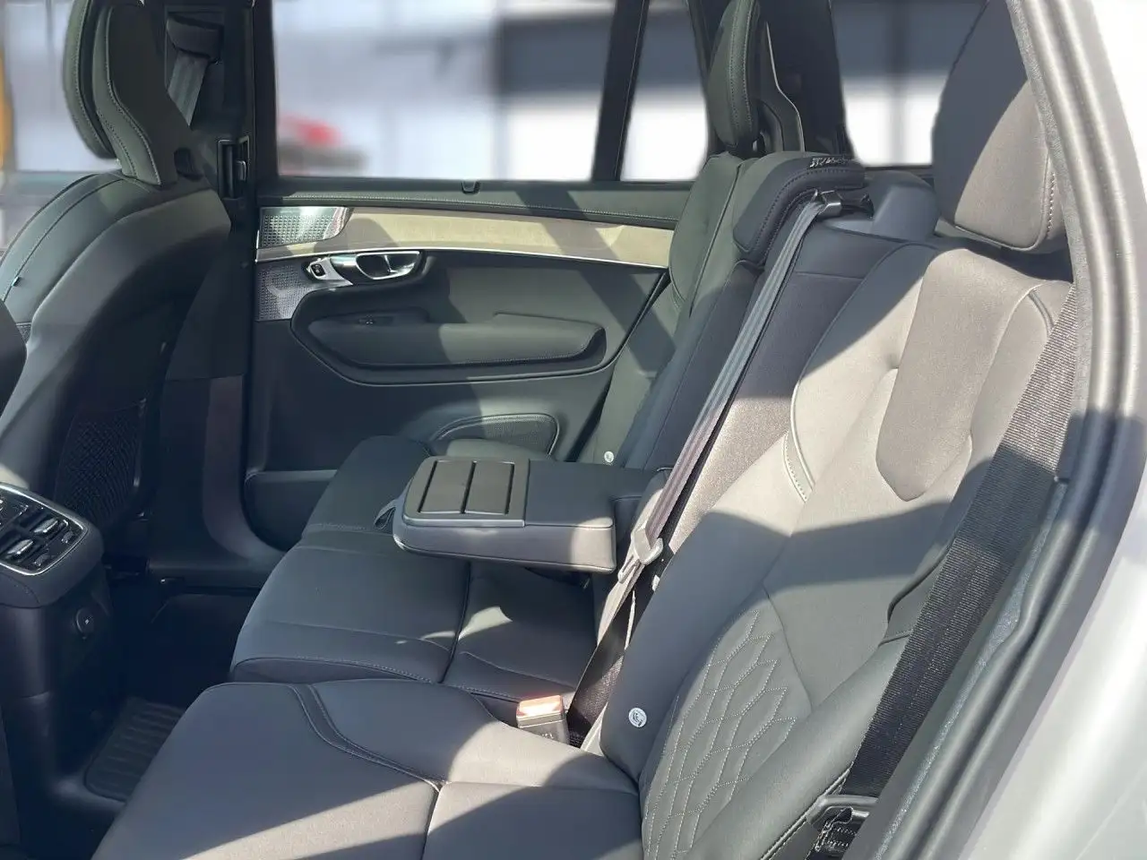 Volvo XC90 2026 — фото 14