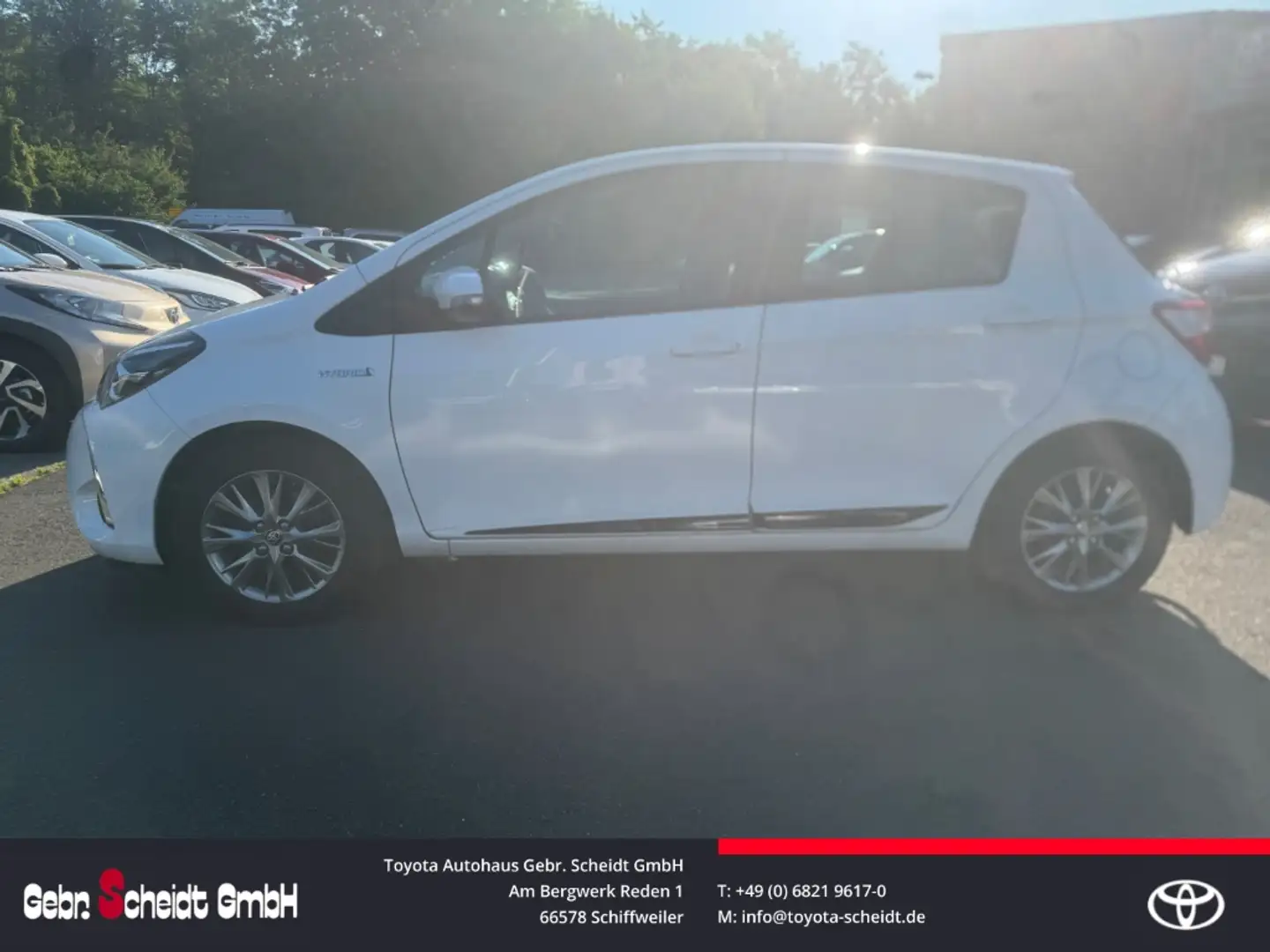 Toyota Yaris Hybrid Comfort 1.5 Dual-VVT-i Rückfahrkamera Klima Blanc - 2