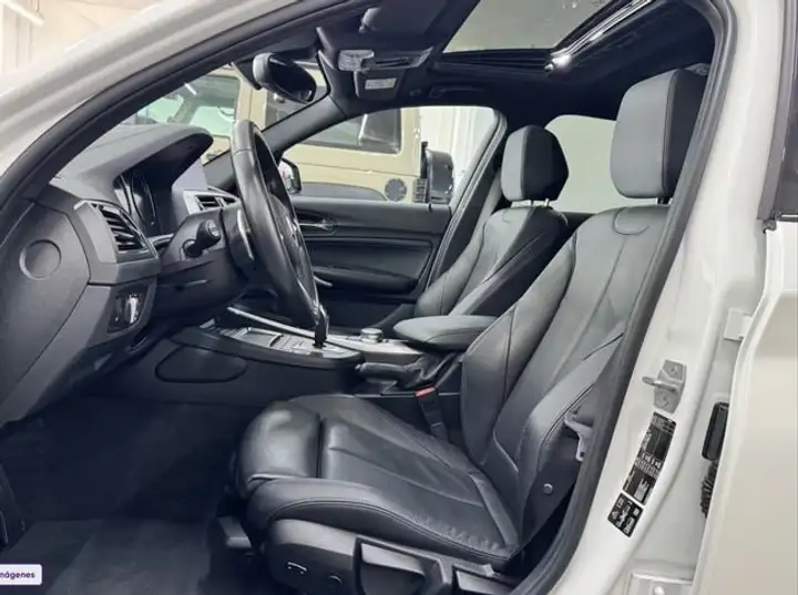 BMW Serie 1 2019, foto 17