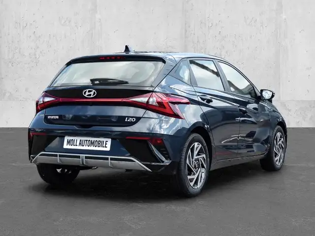 Hyundai i20 view 2