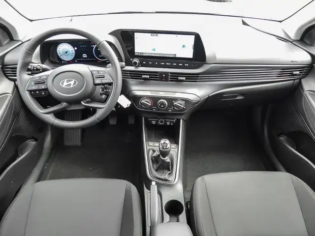 Hyundai i20 view 6