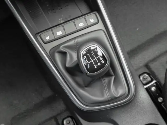 Hyundai i20 view 12
