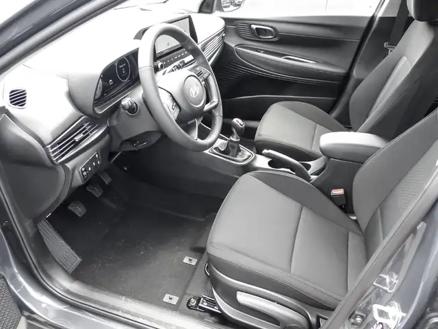 Hyundai i20 view 14