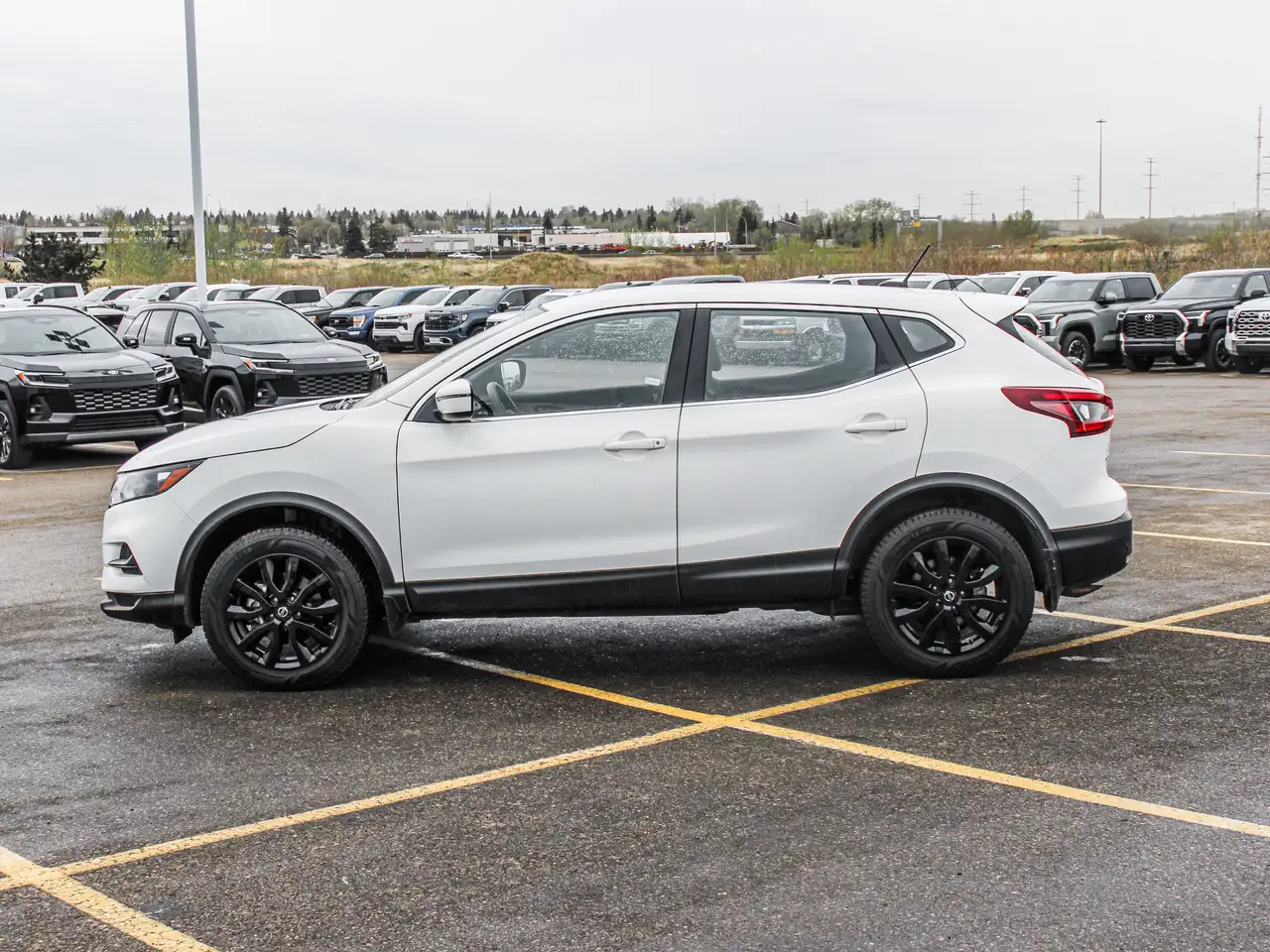 Nissan Qashqai снимка Nissan Qashqai