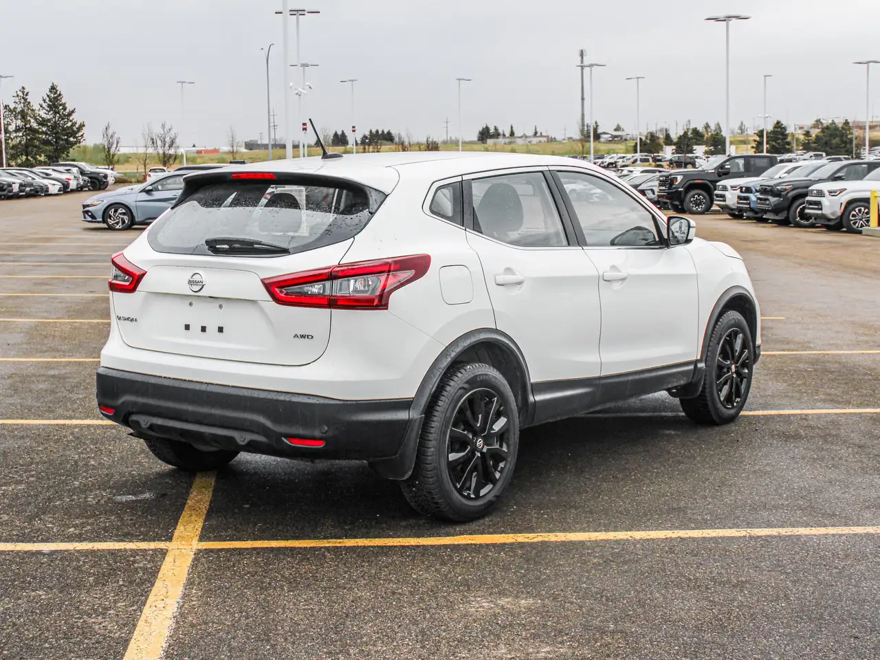 Nissan Qashqai снимка Nissan Qashqai