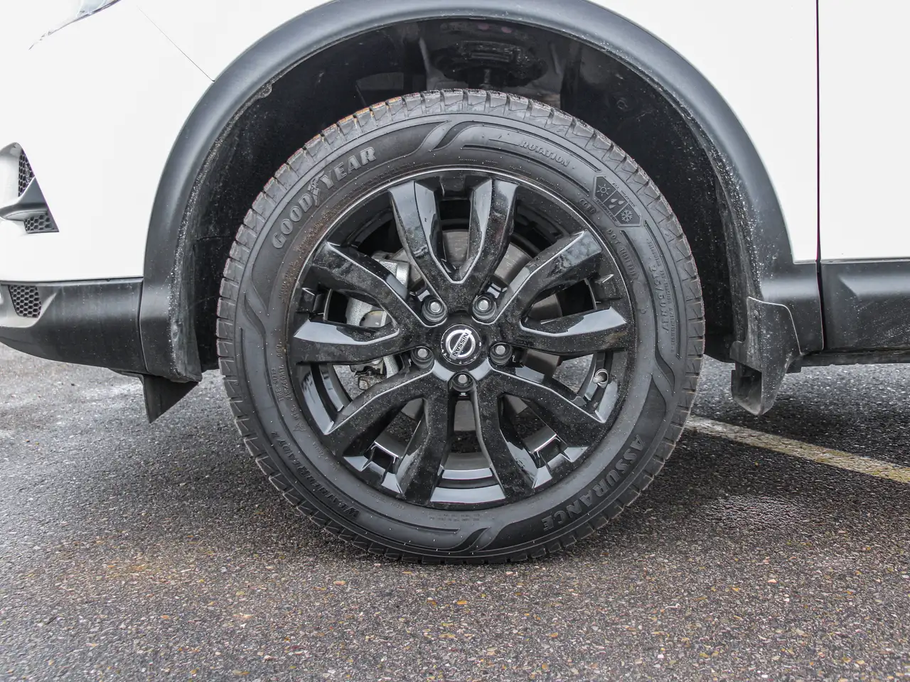 Nissan Qashqai снимка Nissan Qashqai