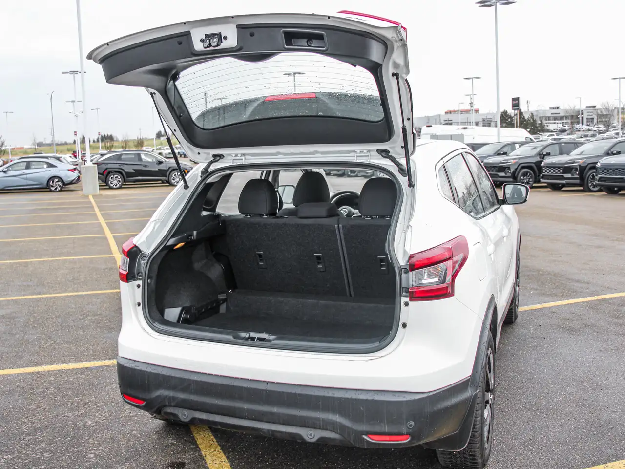 Nissan Qashqai снимка Nissan Qashqai