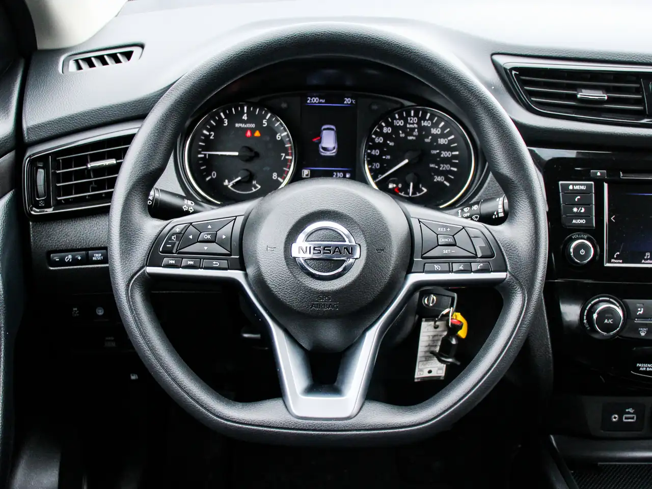 Nissan Qashqai снимка Nissan Qashqai