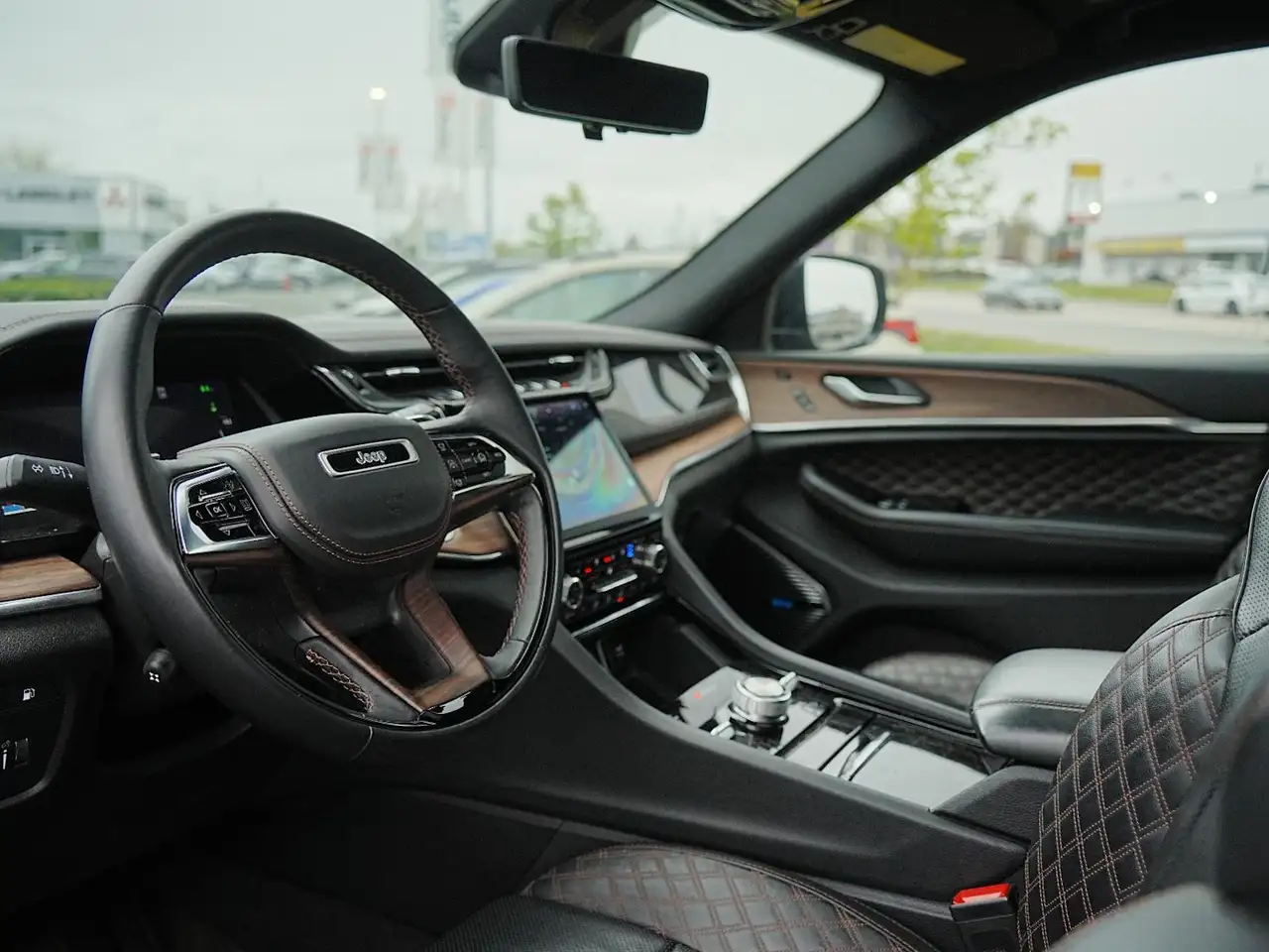 Jeep Grand Cherokee снимка Jeep Grand Cherokee