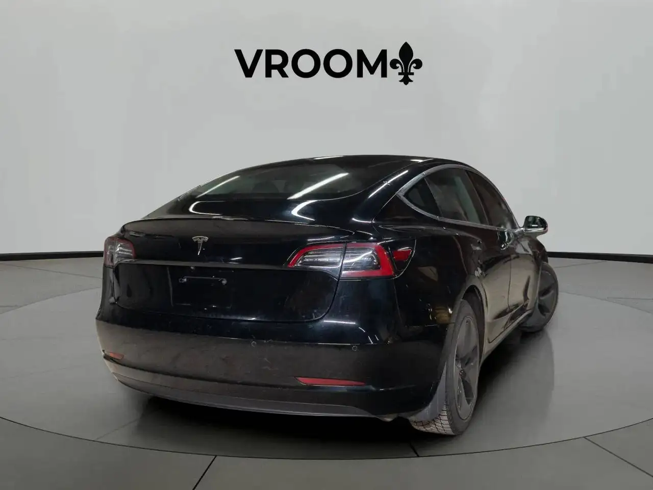 Tesla Model 3 снимка Tesla Model 3