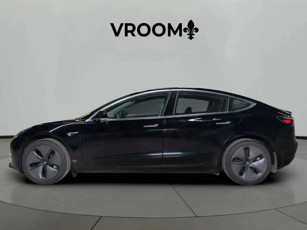 Tesla Model 3 снимка Tesla Model 3