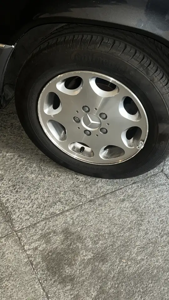 Mercedes-Benz CE 300 24, foto 6