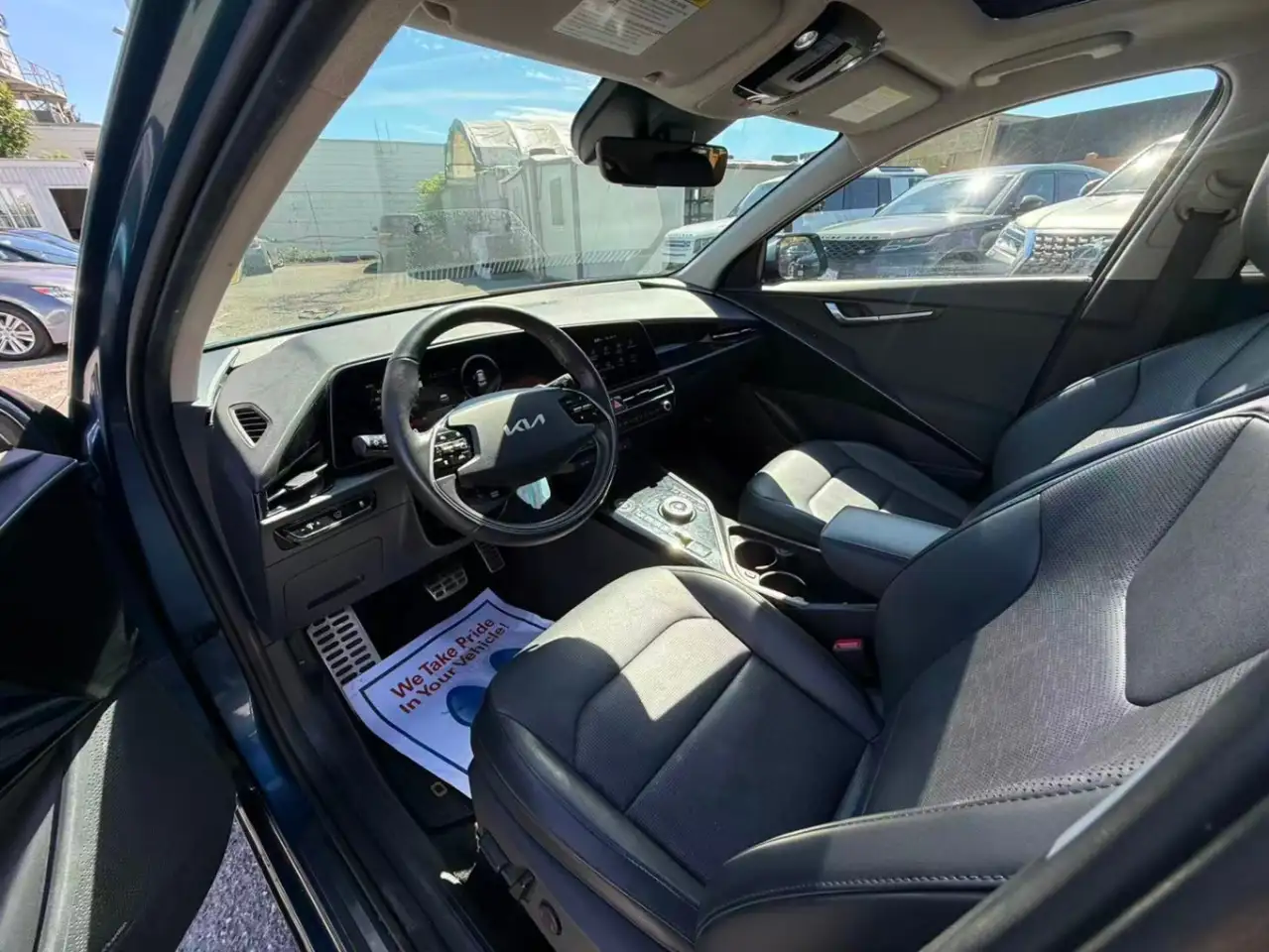Kia Niro снимка Kia Niro