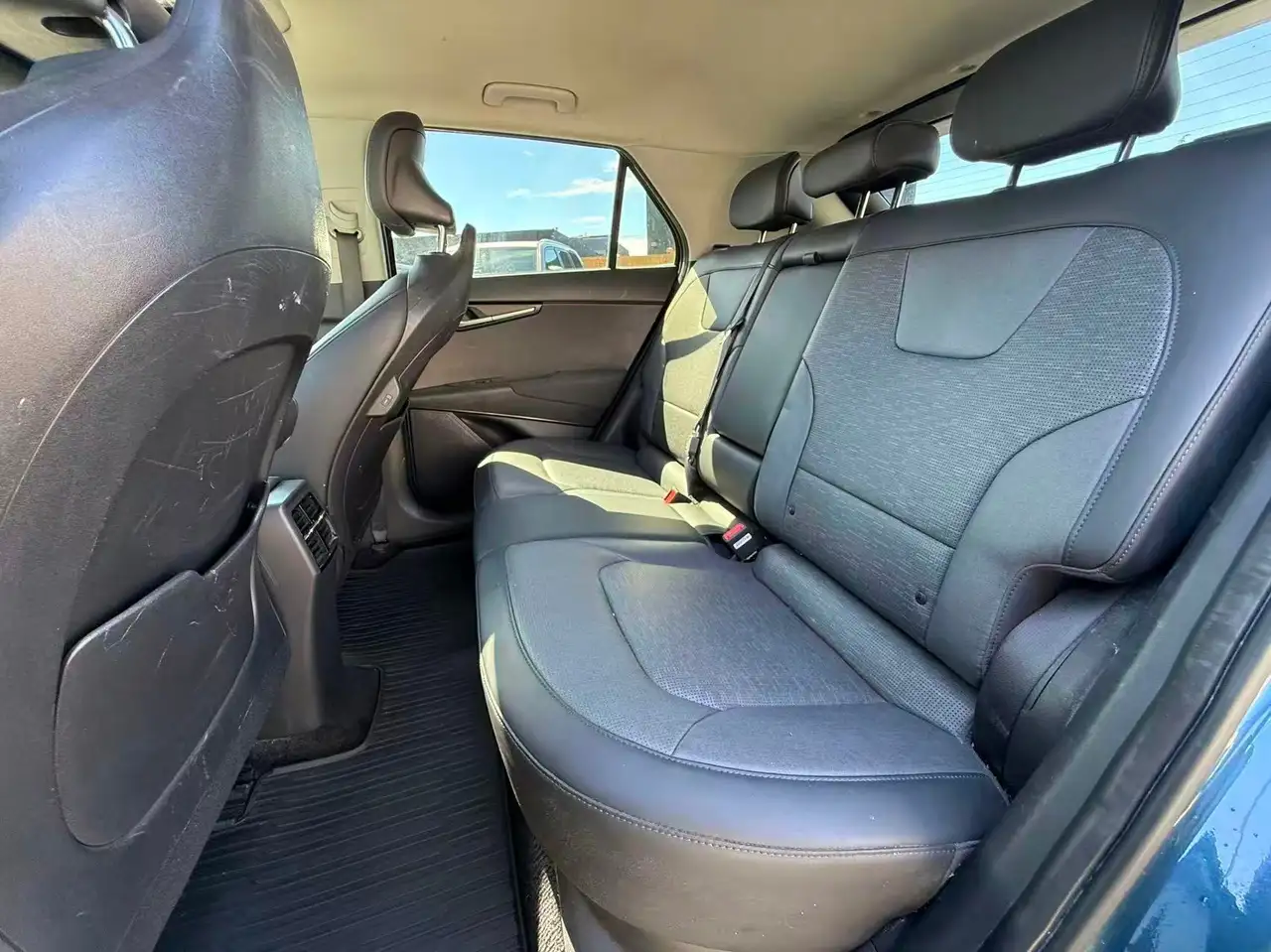 Kia Niro снимка Kia Niro