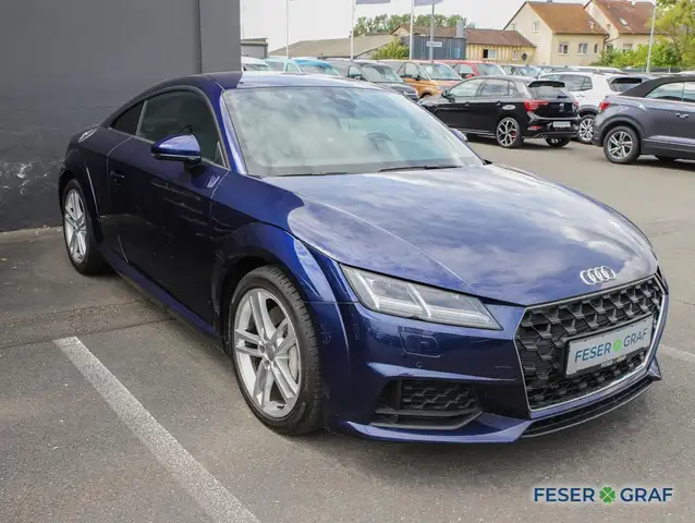 Audi TT view 6