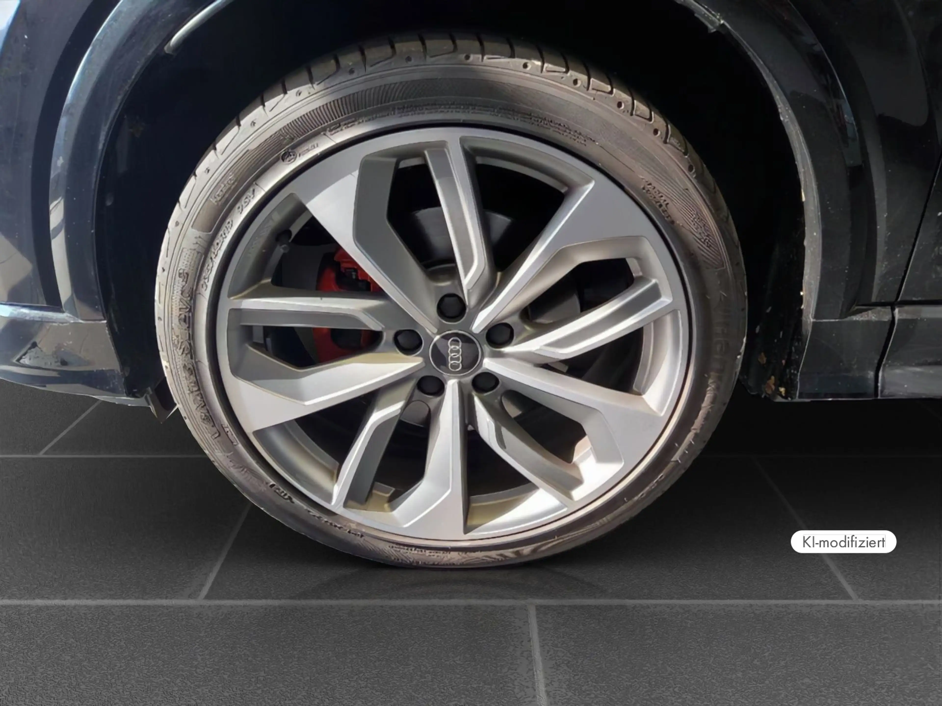 Audi Q2 S line 2.0 TFSI EINPAKRHILFE HINTEN LED SHZ — photo 8