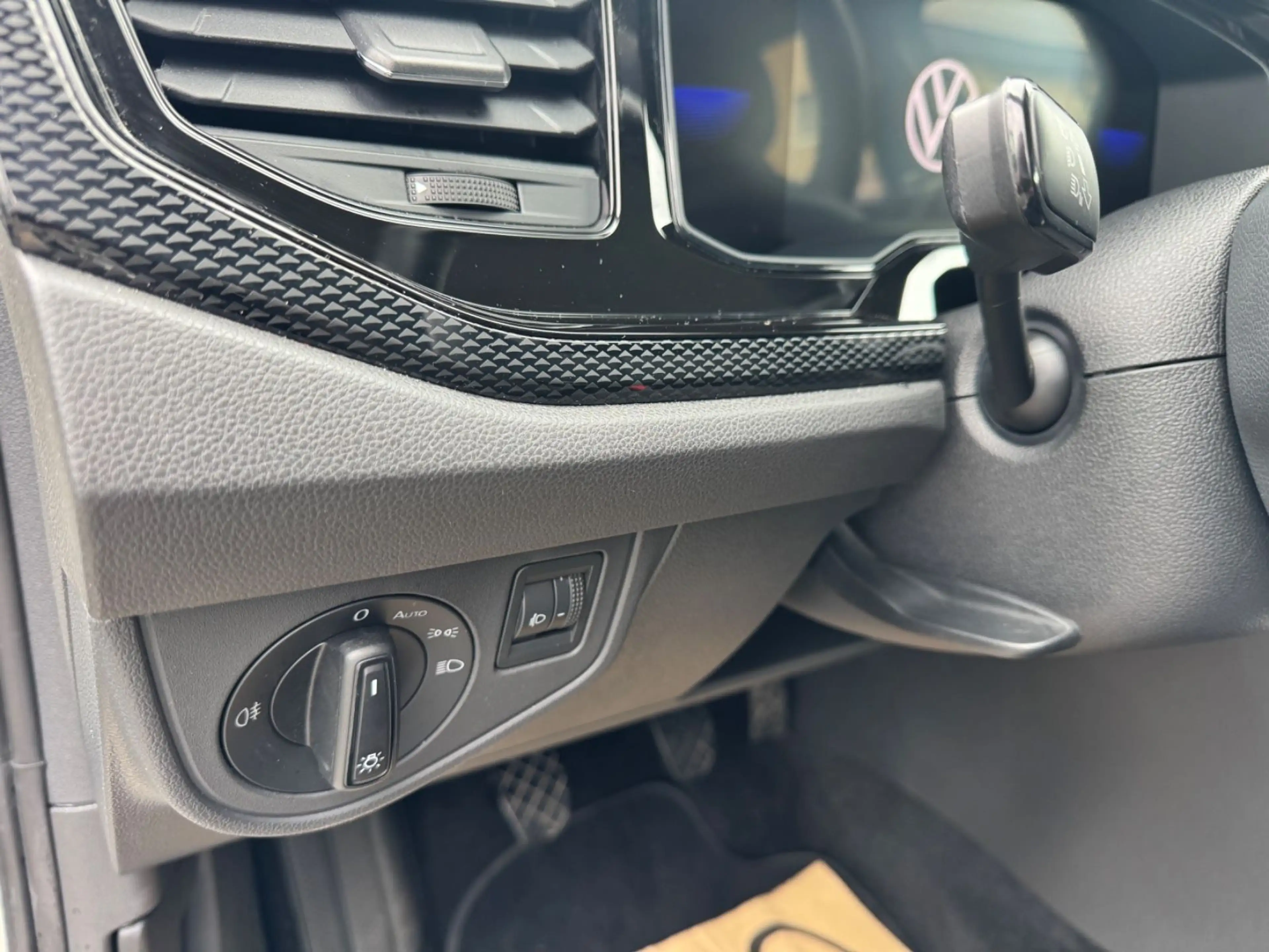 Volkswagen Polo VI Life — photo 13
