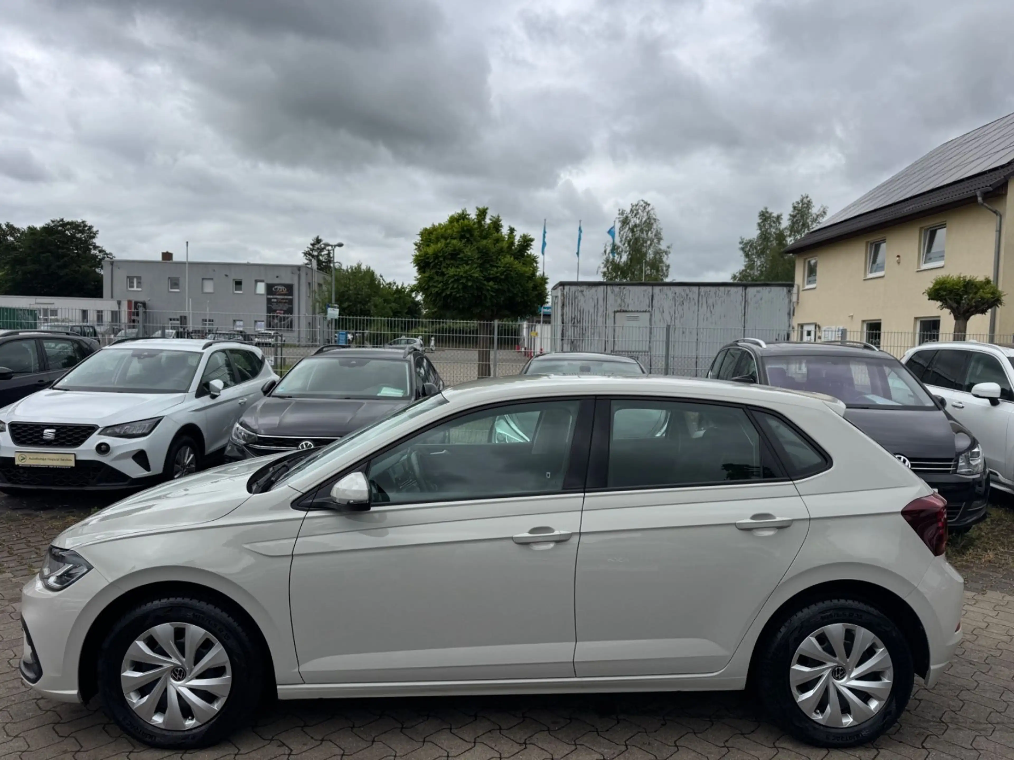 Volkswagen Polo VI Life — photo 8