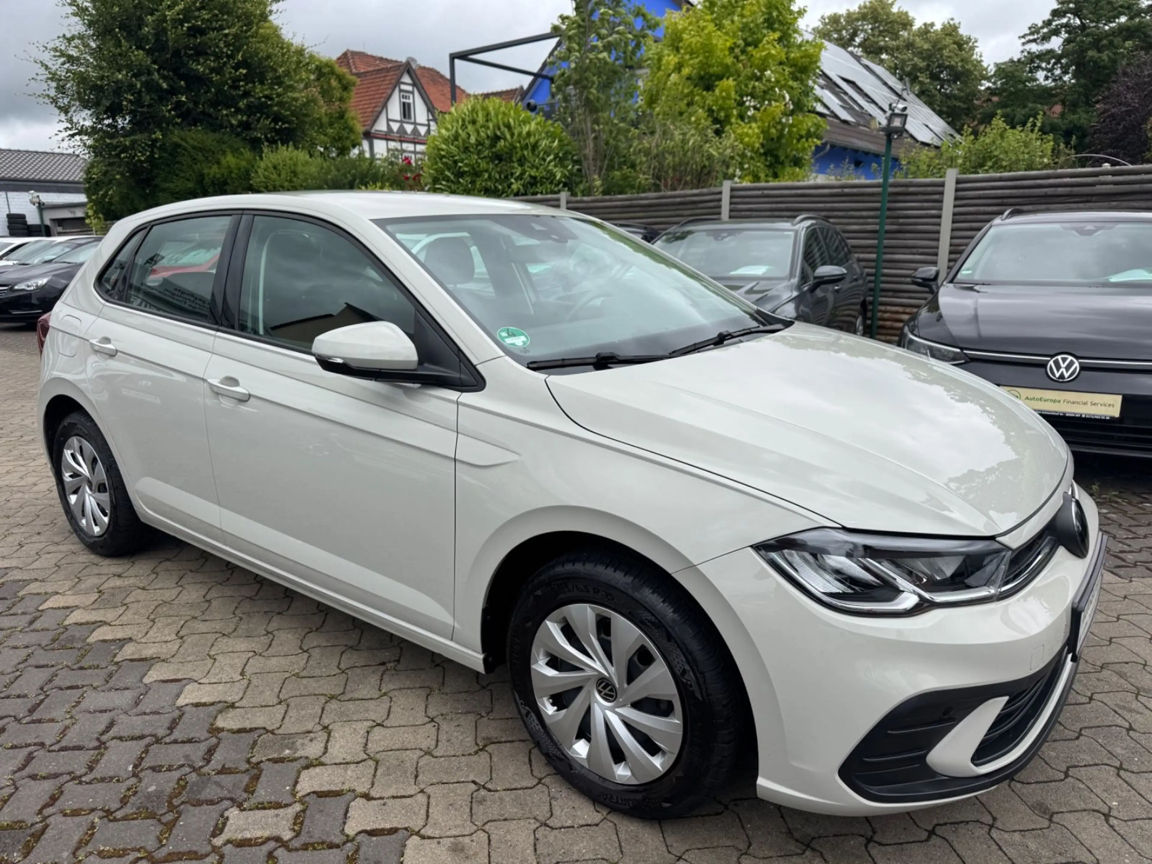 Volkswagen Polo VI Life — photo 3