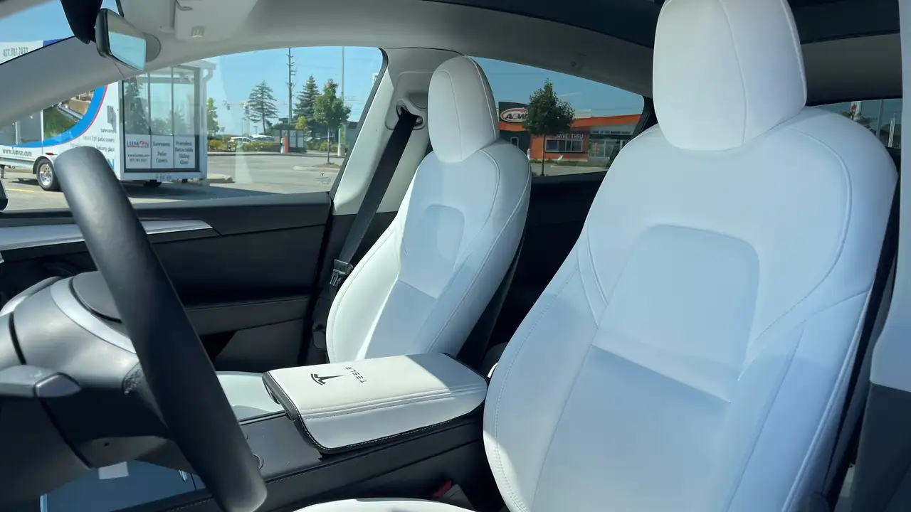 Tesla Model Y снимка Tesla Model Y