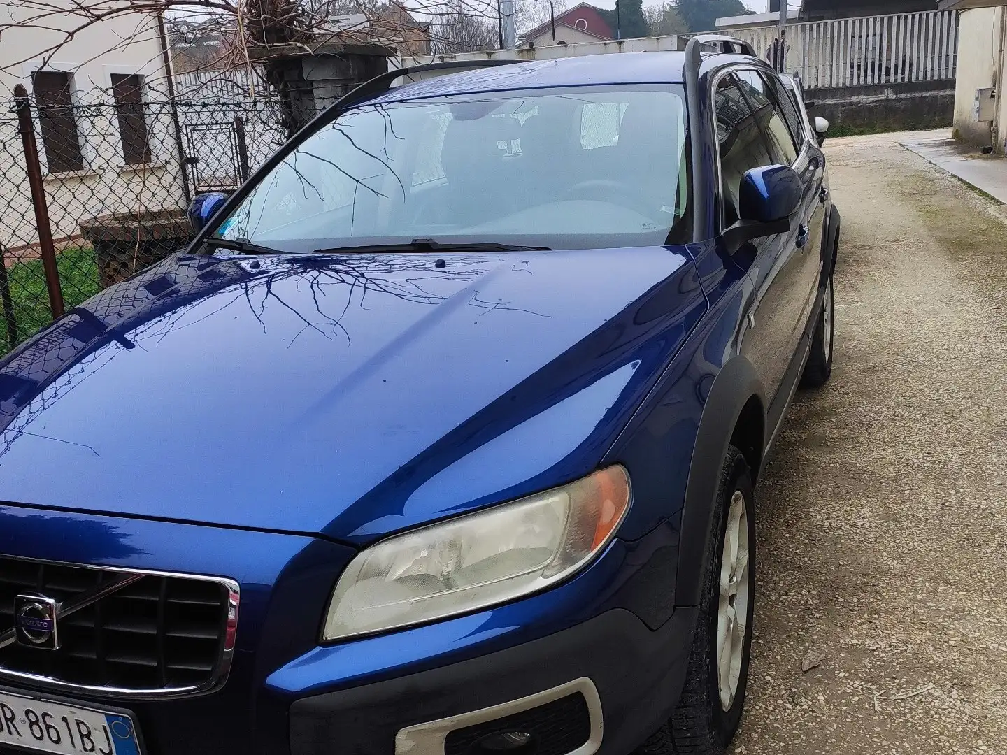 Volvo XC70 2.4 d5 Ocean race awd 185cv Bleu - 1