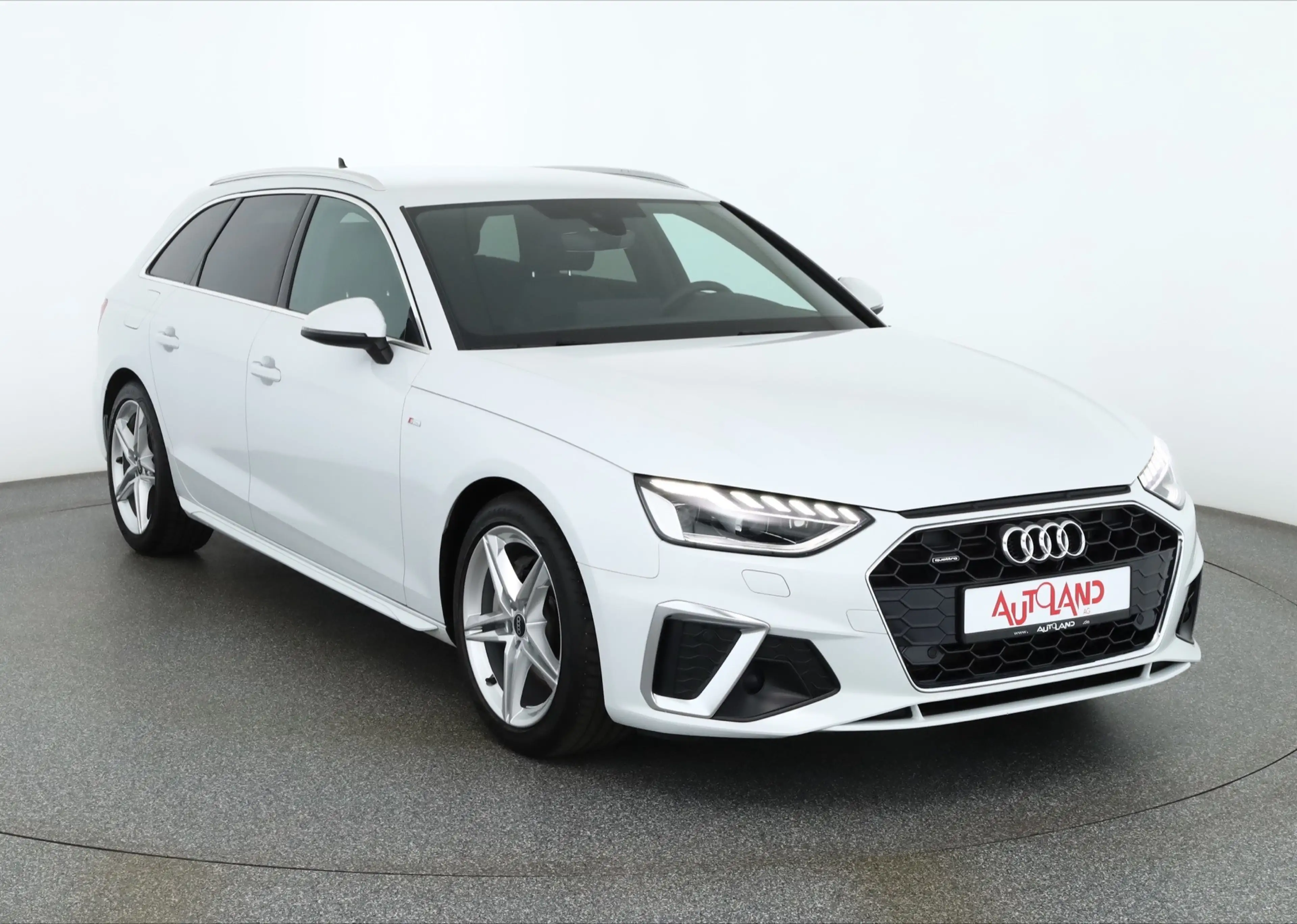 Audi A4 Avant 40 TDI S-Line quattro Aut. LED ACC Navi — photo 7