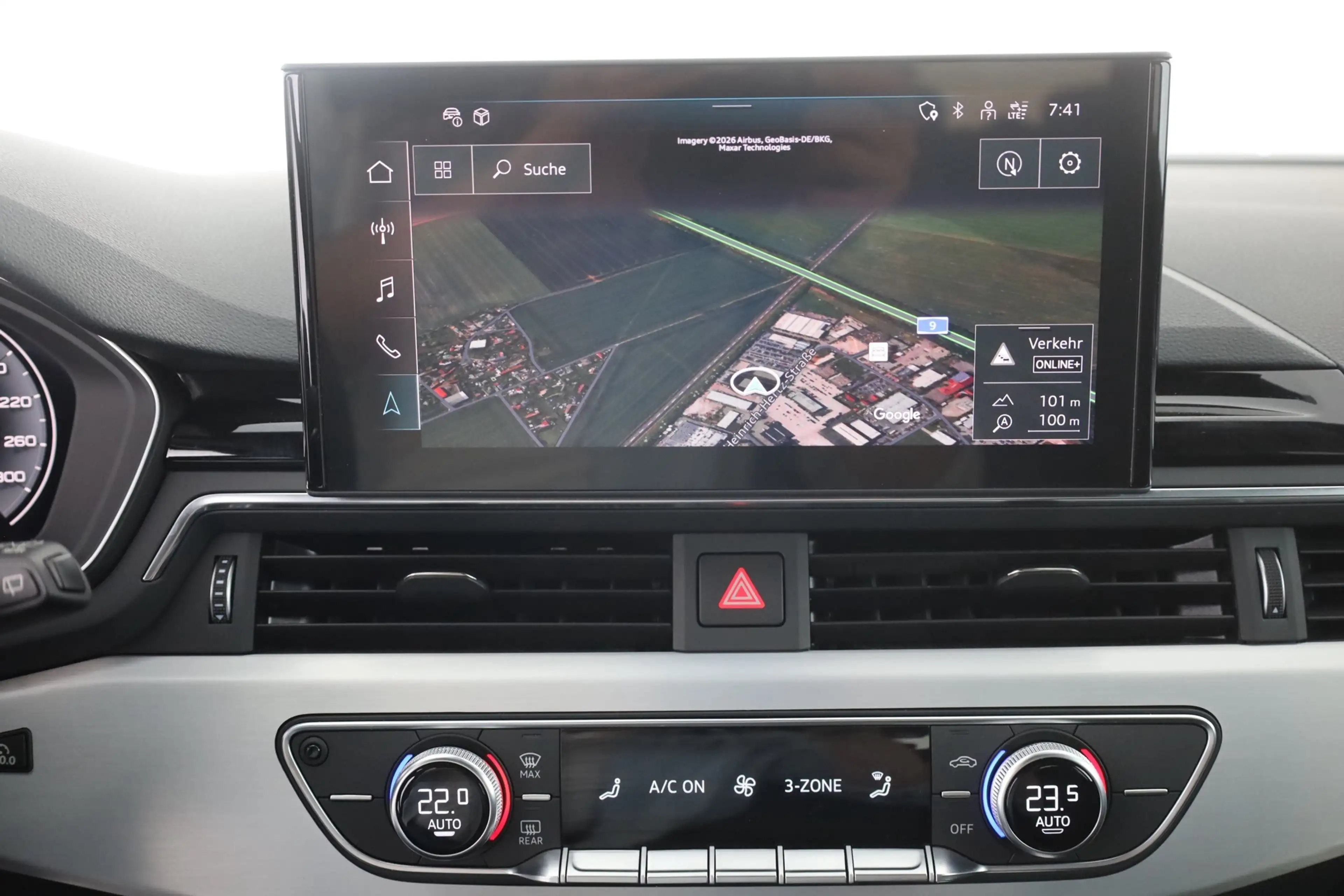 Audi A4 Avant 40 TDI S-Line quattro Aut. LED ACC Navi — photo 11