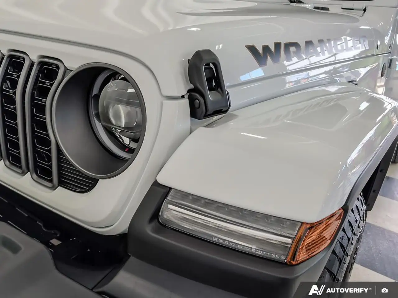 Jeep Wrangler снимка Jeep Wrangler