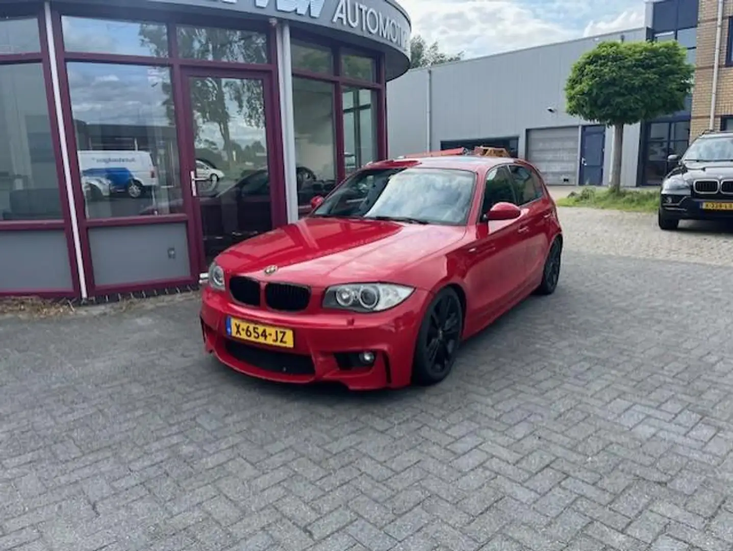 BMW 130 1-serie 130i M-Sport Schuifdak Xenon Youngtimer BT Red - 2