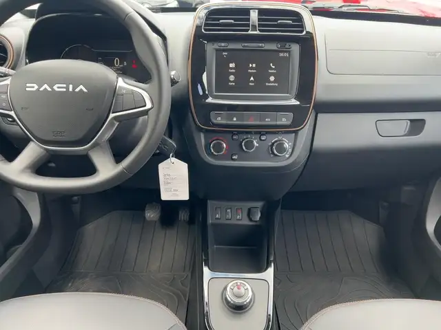 Dacia Spring view 12