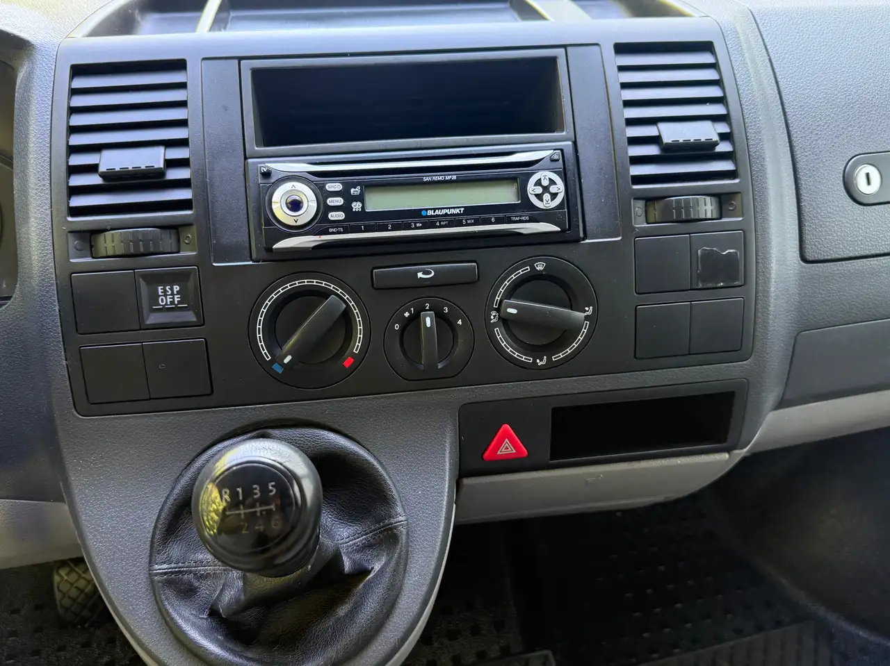 Volkswagen T5 Kombi 4Motion – Bild 15