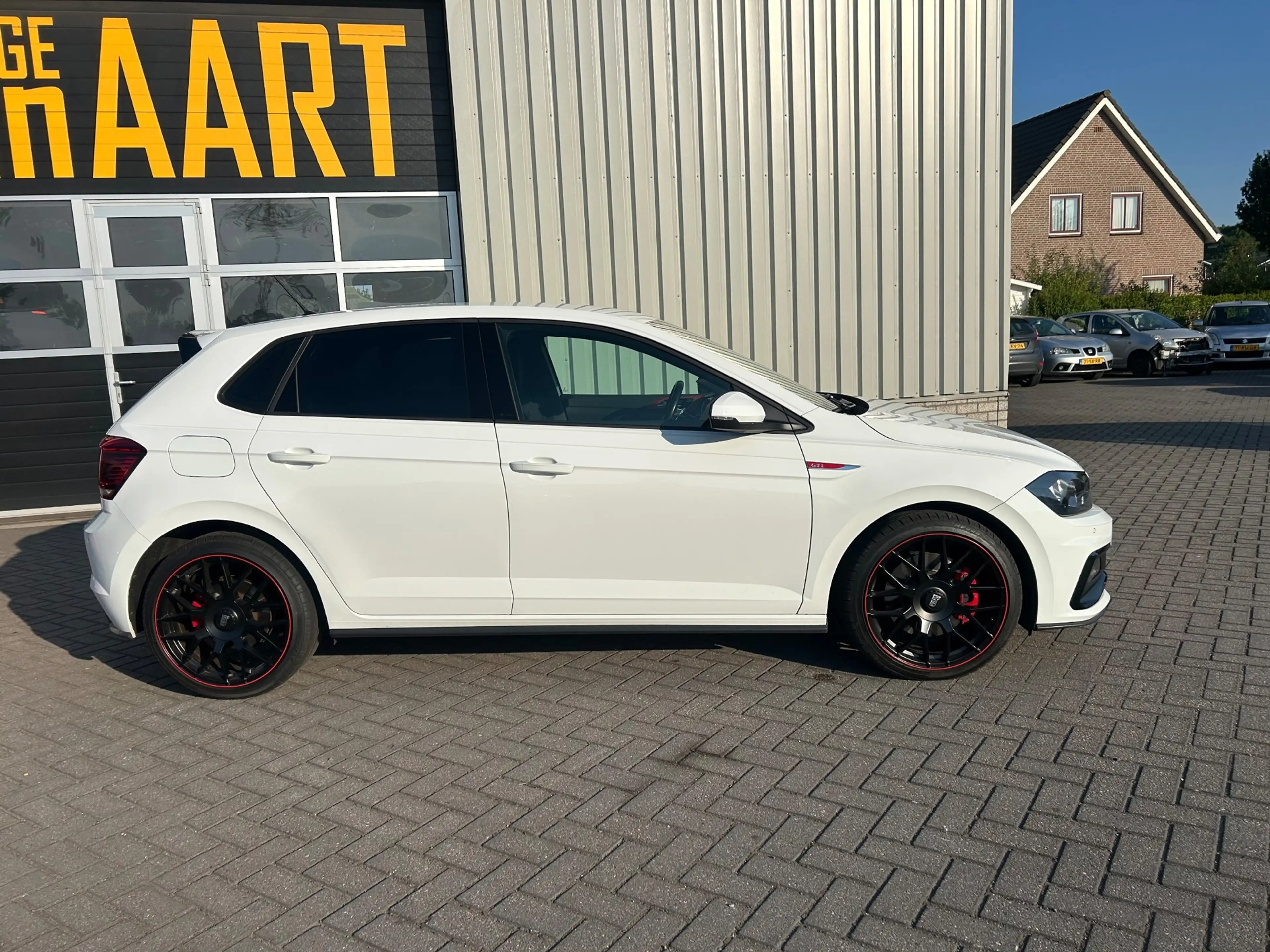 Volkswagen Polo GTI 2.0 TSI | AUTOMAAT | STOELVERW | SCHERM | — photo 10