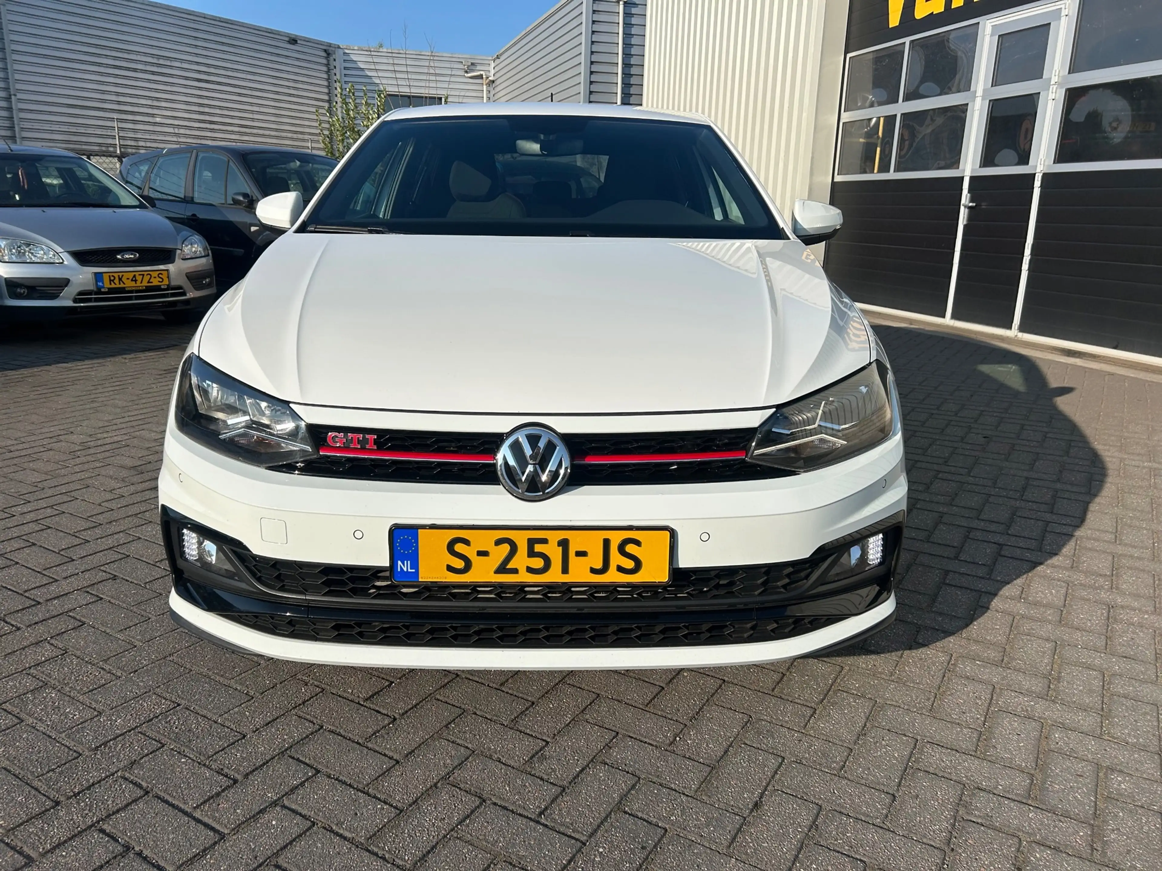 Volkswagen Polo GTI 2.0 TSI | AUTOMAAT | STOELVERW | SCHERM | — photo 4