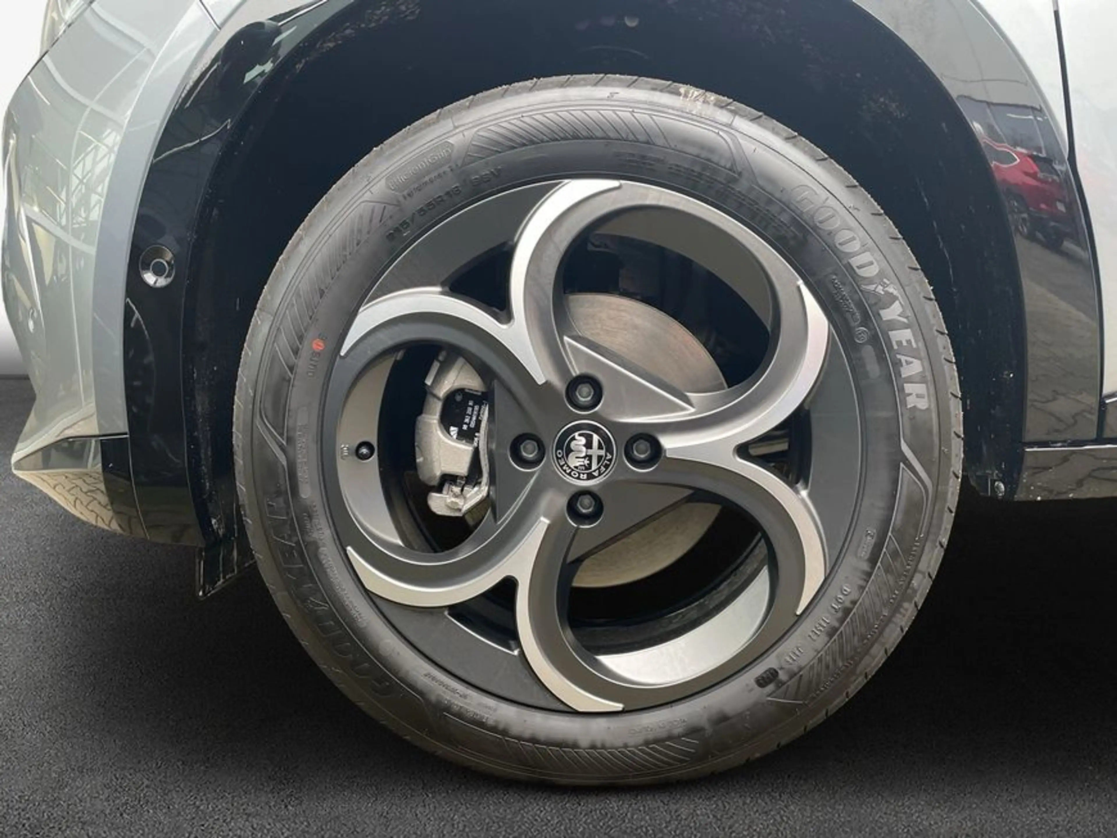 Alfa Romeo Junior 1.2 VGT Ibrida Sport Speciale 100 kW, 5-tür — photo 7