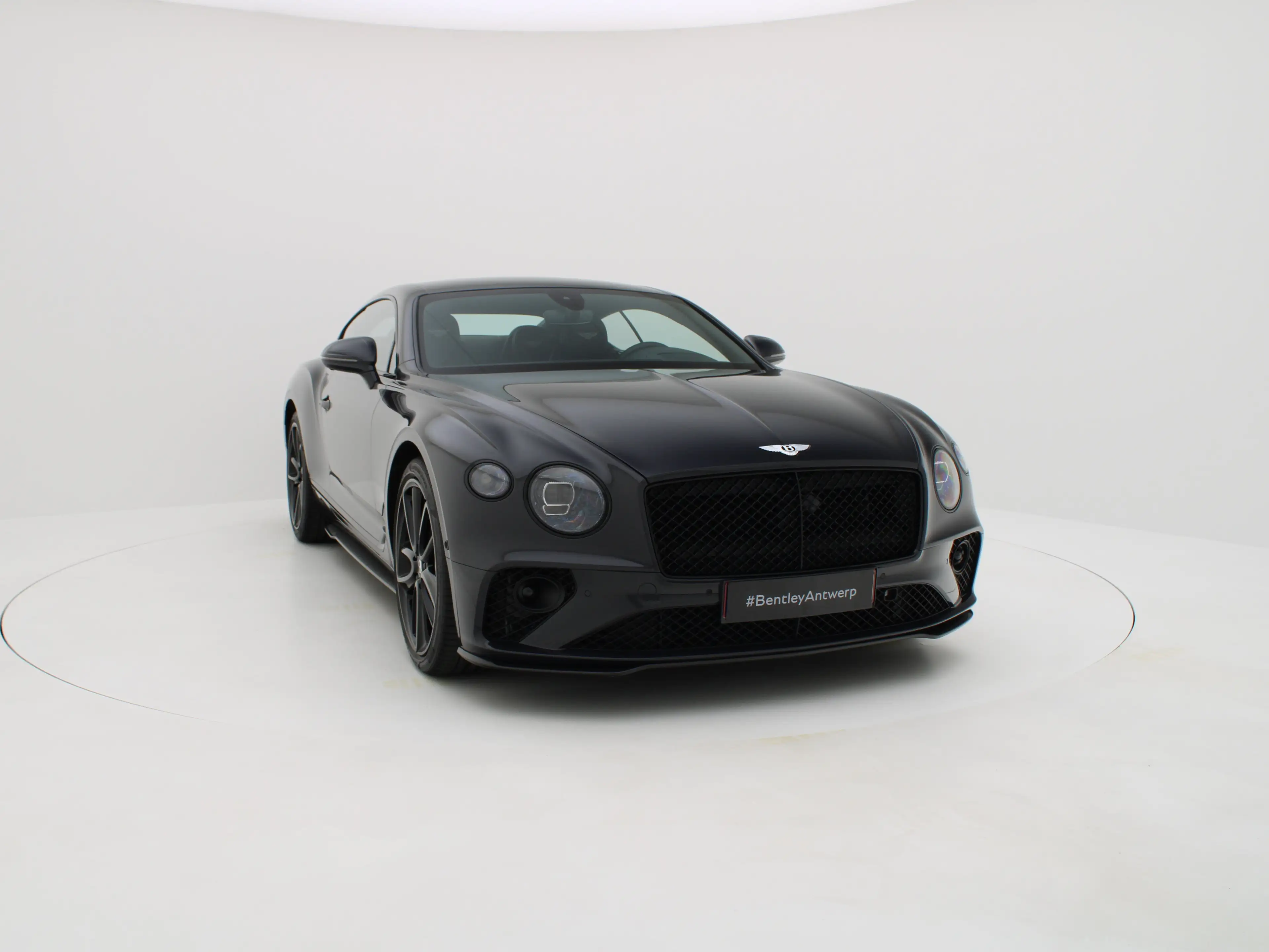 Bentley Continental GT V8 — photo 2