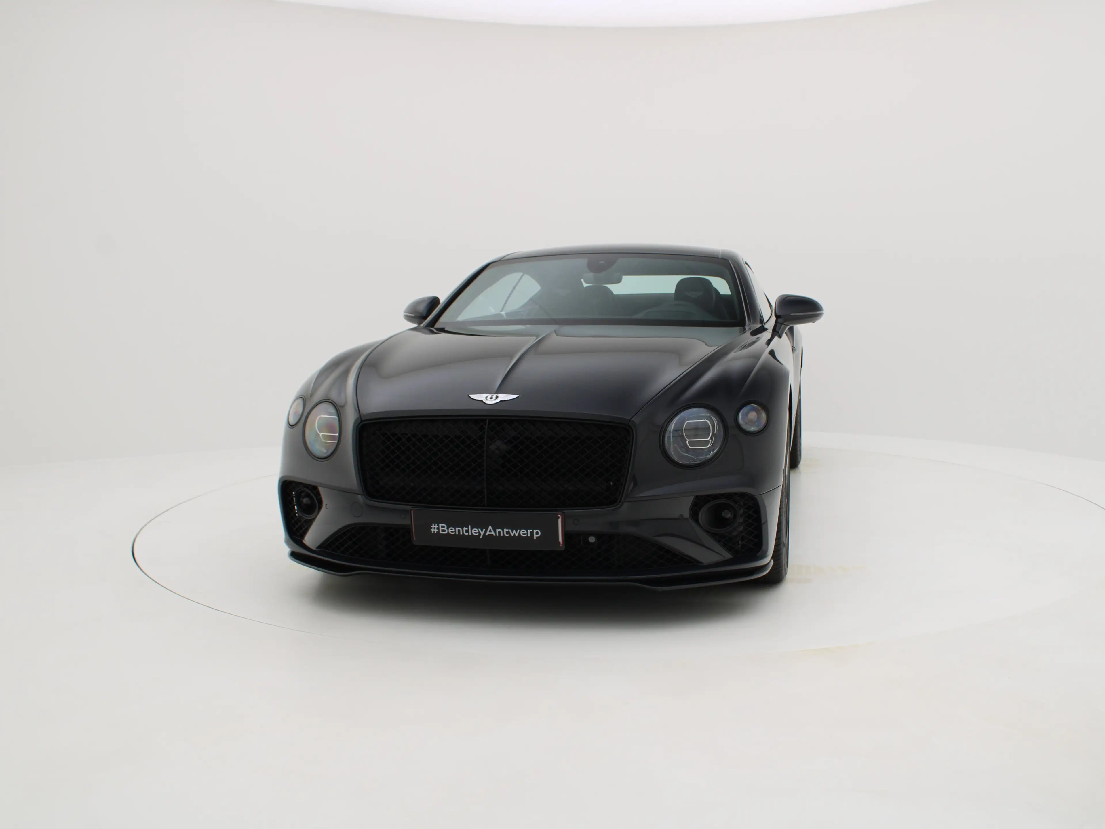 Bentley Continental GT V8 — photo 5
