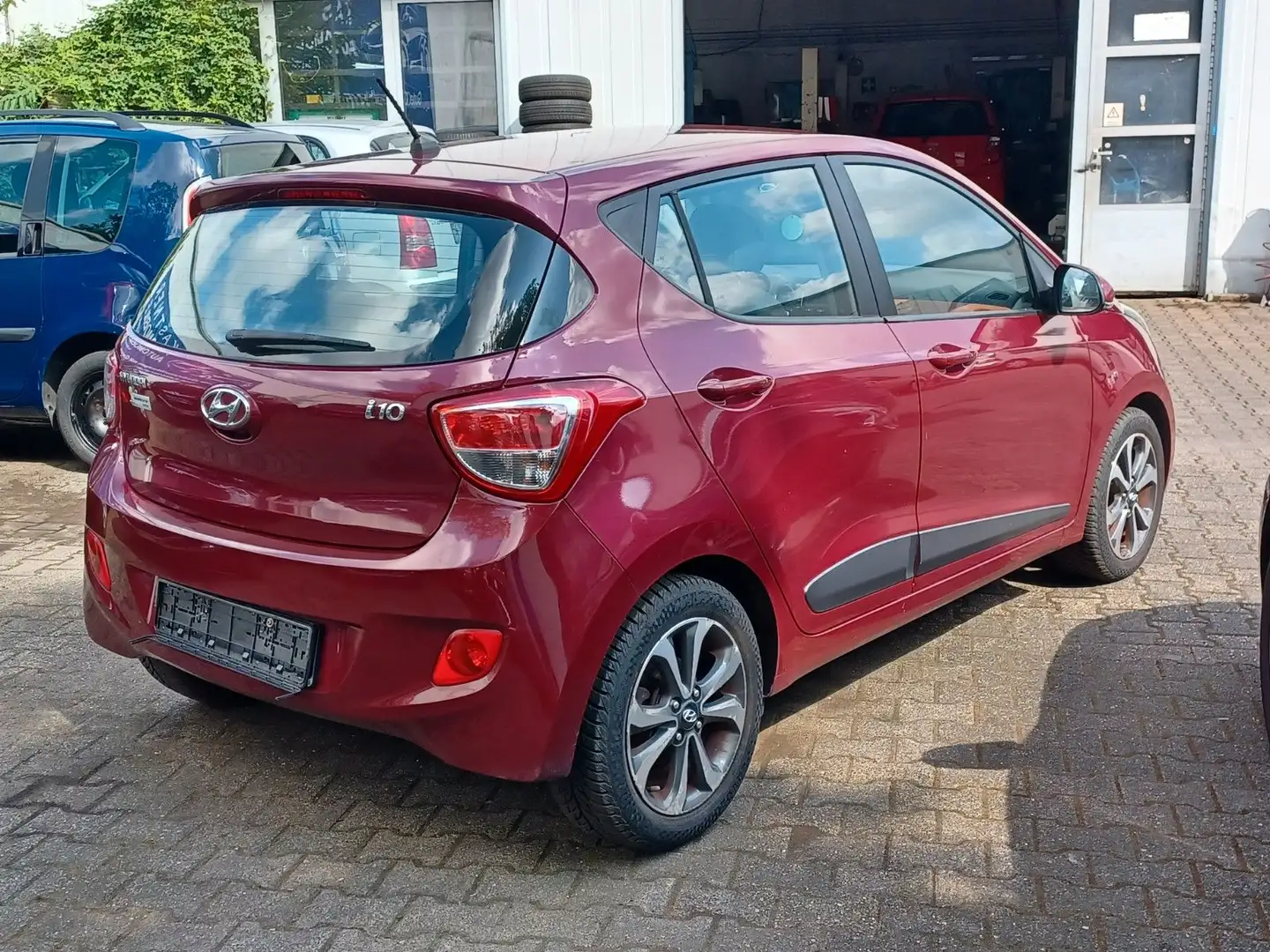 Hyundai i10 FIFA World Cup Klima Sitzhzg Lenkradhzg Rouge - 2