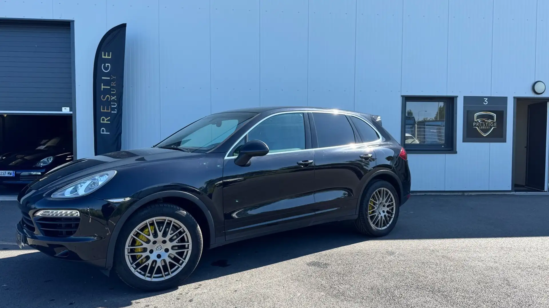 Porsche Cayenne 3.0 TDi DPF V6 24V Tiptronic S 245 Negru - 1