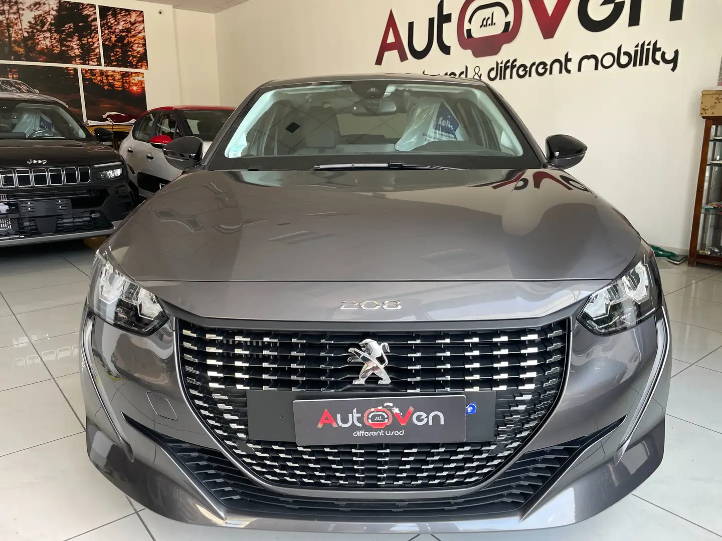 Peugeot 208 1.2 puretech Allure s Gris - 2