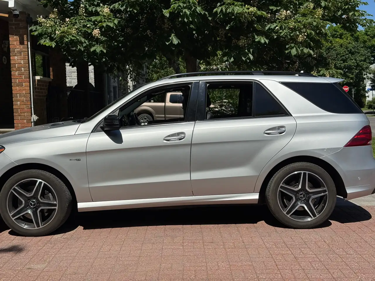 Mercedes-Benz GLE снимка Mercedes-Benz GLE