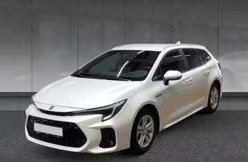 1.8 Hybrid E-CVT 2WD Cool