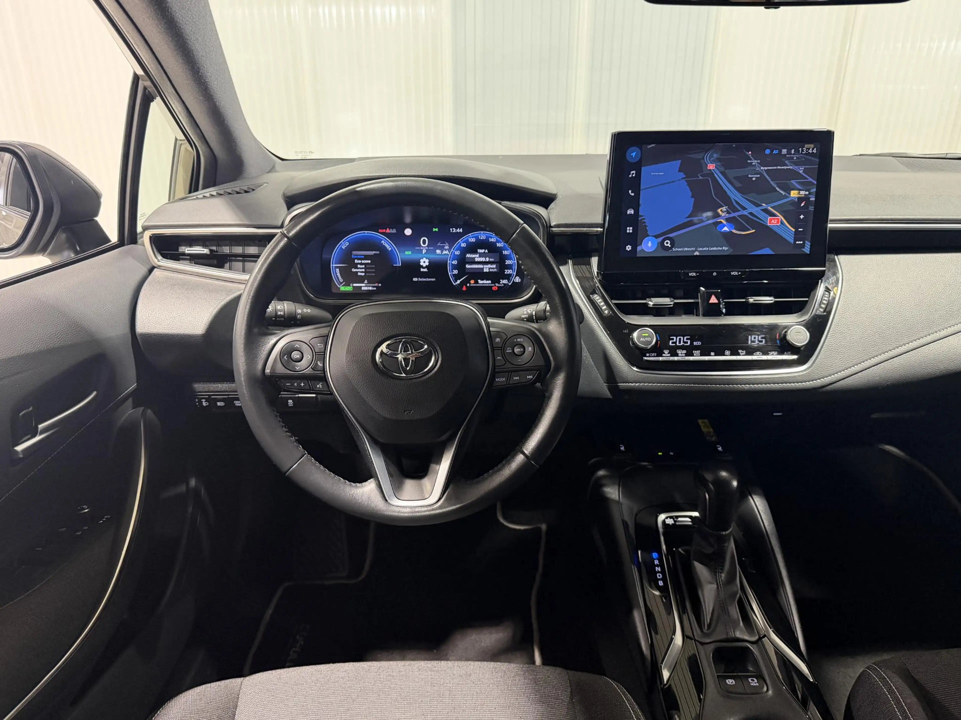 Toyota Corolla Touring Sports Hybrid 140 Active Parkeersensoren v — photo 11