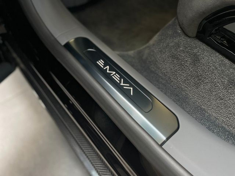 Lotus Emeya R — photo 14